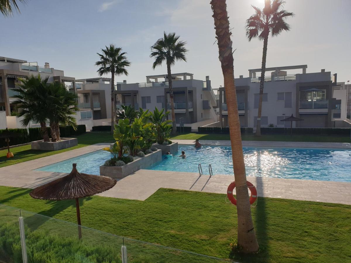 El Mirador Amelie Ground Floor Apartment In Torrevieja Punta Prima Wifi Pool And Close To Beach And Golf Exterior photo