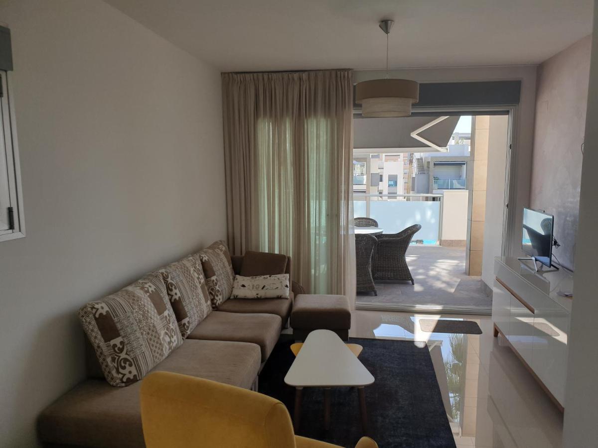 El Mirador Amelie Ground Floor Apartment In Torrevieja Punta Prima Wifi Pool And Close To Beach And Golf Exterior photo